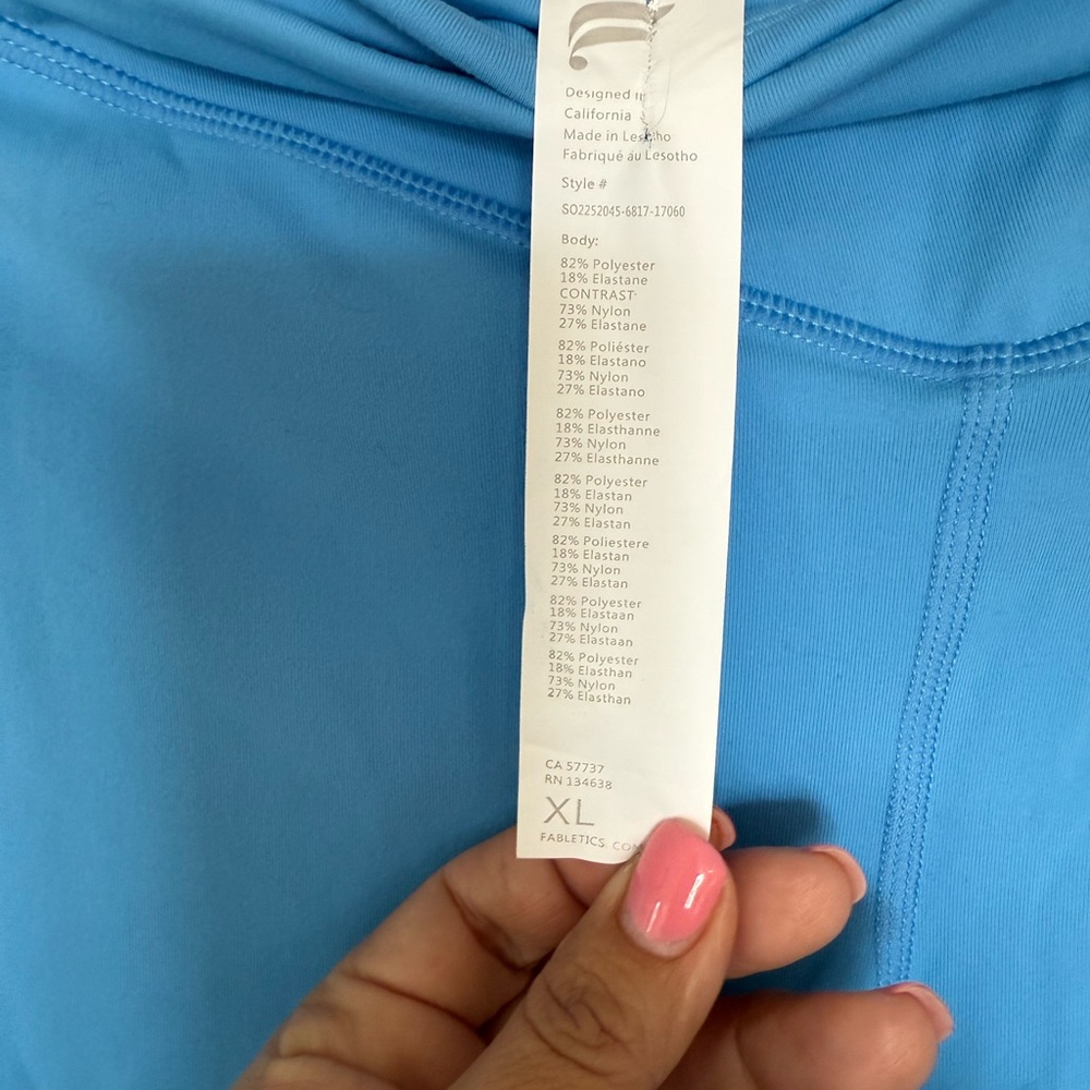 FABLETICS OASIS PureLuxe HW Crossover 6” shorts NWOT - Picture 7 of 7